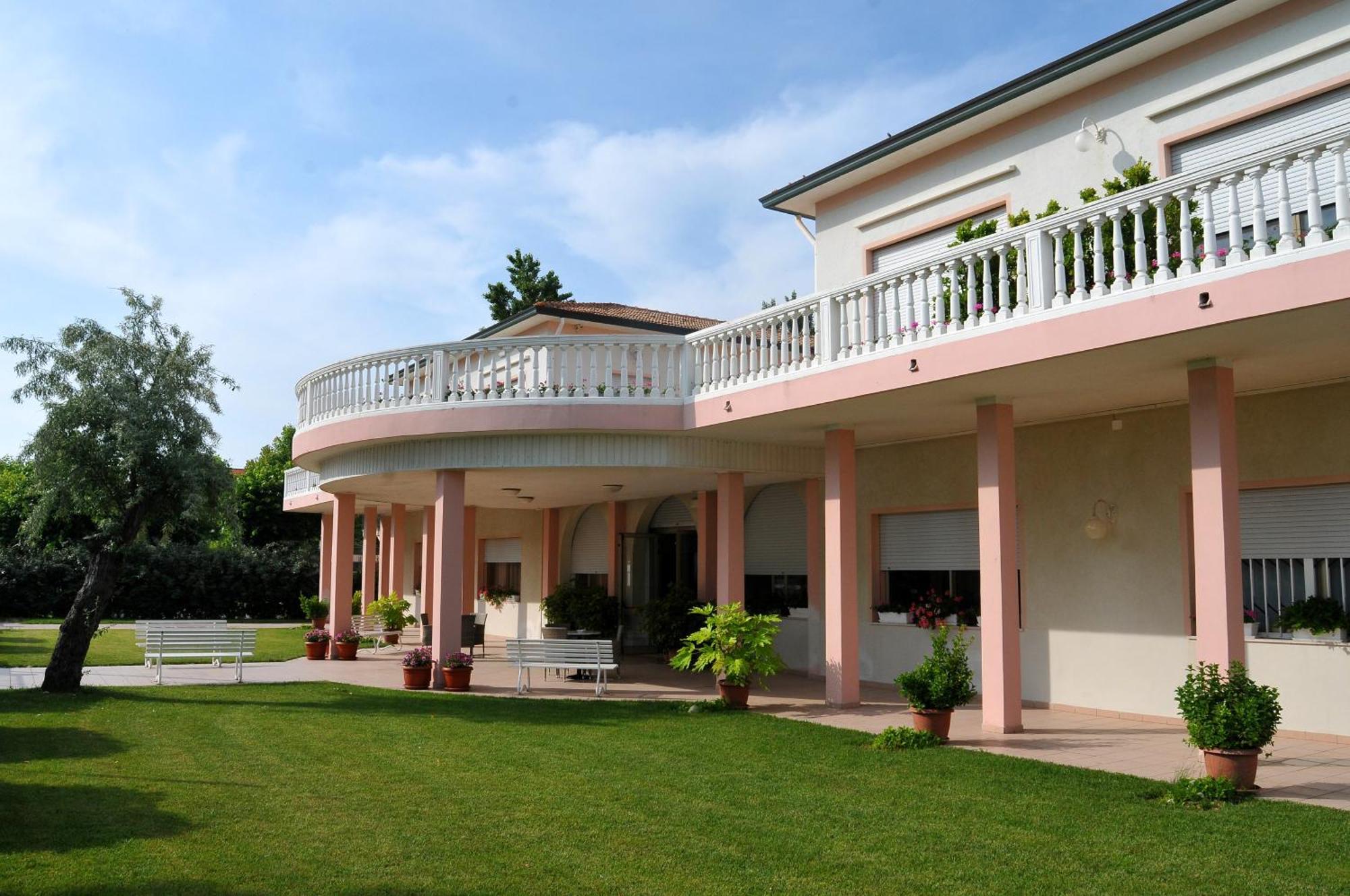 Stella - Casa Per Ferie Hotel Bellaria-Igea Marina Luaran gambar