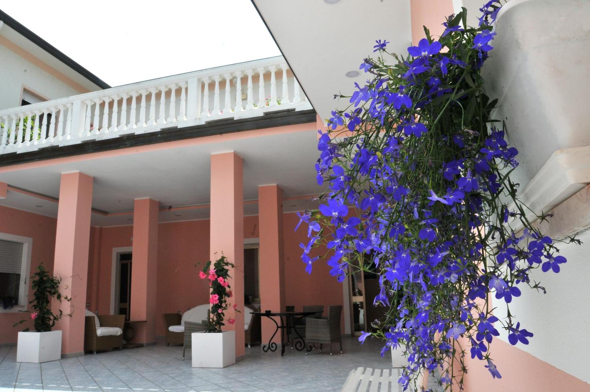 Stella - Casa Per Ferie Hotel Bellaria-Igea Marina Luaran gambar